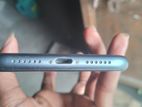 Apple iPhone 11 64gb (Used)
