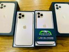 Apple iPhone 11 Pro 256GB Gold Box (Used)