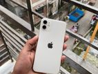 Apple iPhone 11 (Used)