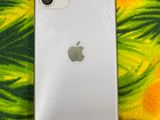 Apple iPhone 11 . (Used)