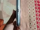 Apple iPhone 11 . (Used)
