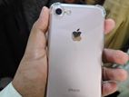 Apple iPhone 7 . (Used)