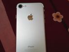 Apple iPhone 7 128GB (Used)