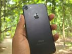 Apple iPhone 7 32 GB (Used)