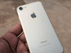 Apple iPhone 7 32 GB (Used)
