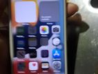 Apple iPhone 7 . (Used)