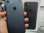 Apple iPhone 7 32gb Genuine Box (Used)