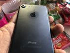 Apple iPhone 7 . (Used)