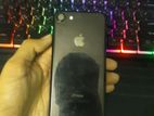 Apple iPhone 7 . (Used)