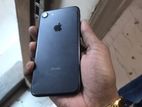 Apple iPhone 7 . (Used)