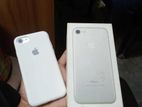 Apple iPhone 7 . (Used)