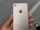 Apple iPhone 7 . (Used)