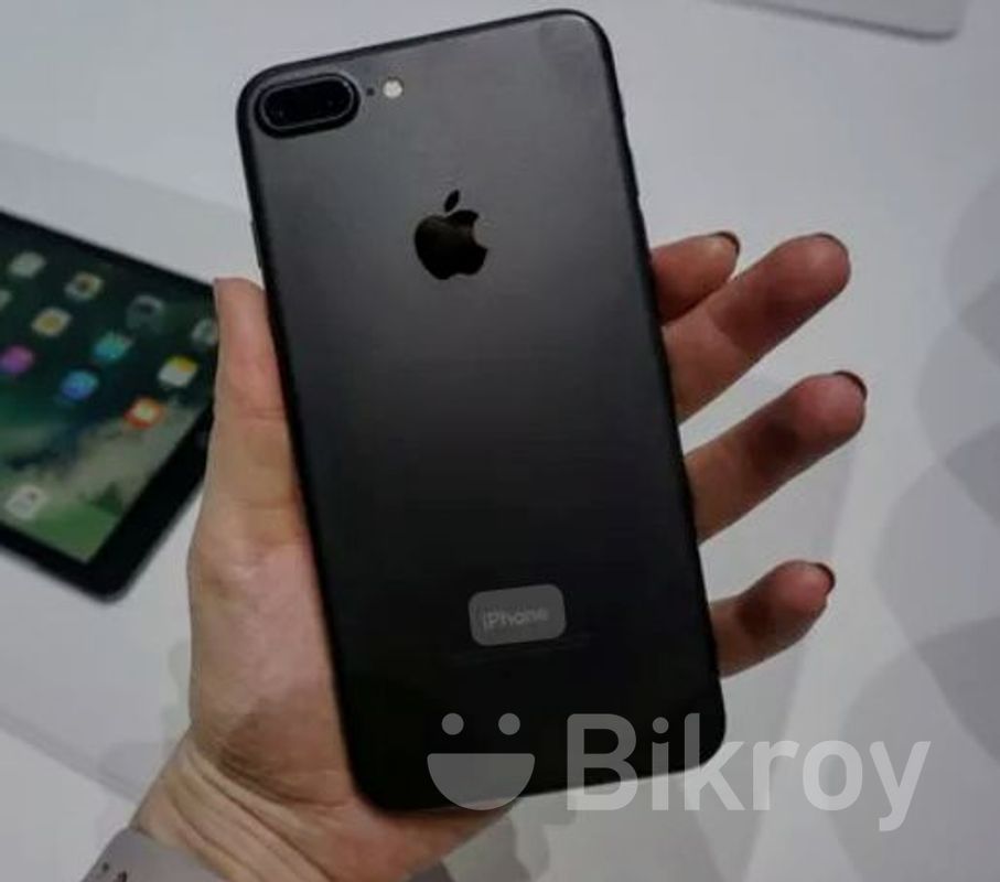 iPhone 7 Black 128 GB UQ mobile