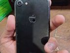 Apple iPhone 7 (Used)