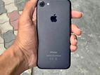 Apple iPhone 7 . (Used)