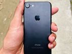 Apple iPhone 7 . (Used)