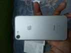 Apple iPhone 7 (Used)