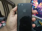 Apple iPhone 7 (Used)