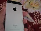 Apple iPhone SE 64 gb (Used)