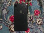 Apple iPhone XR . (Used)