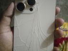 Apple iPhone XR . (Used)