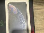 Apple iPhone XR . (Used)