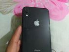 Apple iPhone XR . (Used)