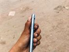 Apple iPhone XR . (Used)