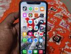 Apple iPhone XR . (Used)