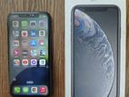 Apple iPhone XR . (Used)