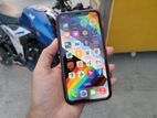 Apple iPhone XR . (Used)