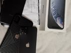 Apple iPhone XR . (Used)