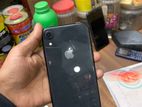 Apple iPhone XR . (Used)