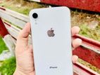 Apple iPhone XR . (Used)