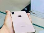 Apple iPhone XS . (Used)