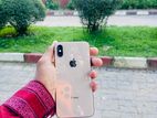Apple iPhone XS . (Used)