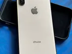 Apple iPhone XS . (Used)
