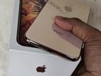 Apple iPhone XS Max . (Used)