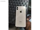 Apple iPhone XS . (Used)