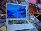 Apple Laptop
