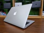 Apple MacBook Air 2017||Core i5 - 2017||SSD128 GBRAM 8GB ||With Full Box