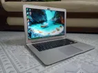 Apple Macbook Air (used)