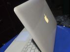 Apple Macbook Laptop