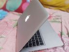 Apple MacBook Pro (Core i5)8/256SSD