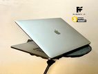 APPLE MACBOOK PRO core i9-Y19 1TB SSD 16GB RAM 4GB GRAPHICS 16" DISPLAY