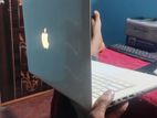 Apple MacBook Ram-4GB hard disk 250GB Display 13.5"