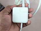 Apple mackbook adapter 30W