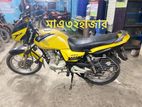 Aprilia এক দাম 2017