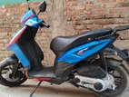 Aprilia SR 125 Motard . 2020