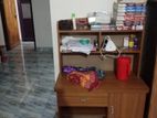 অর্ডার দিয়ে বানানো পড়ার টেবিল